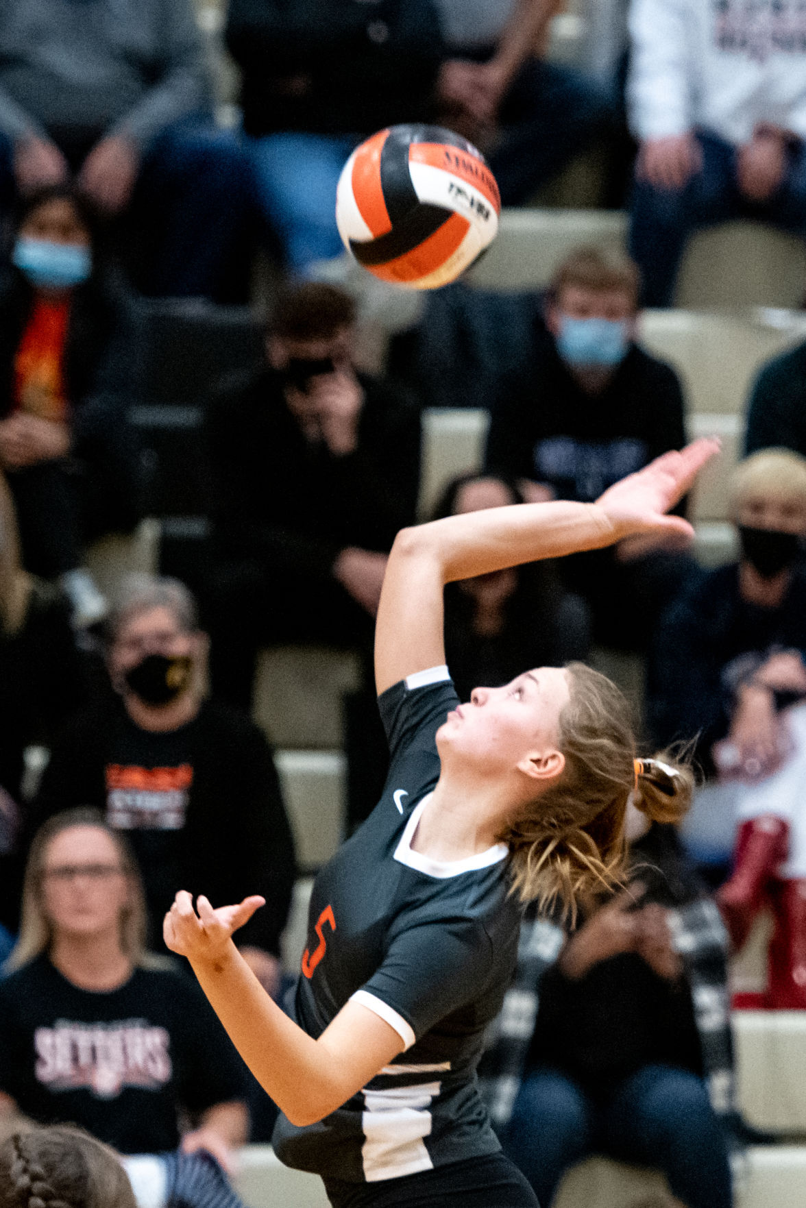 East vs North volleyball